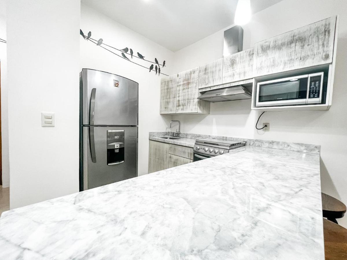 Gdr A10 Apartment *